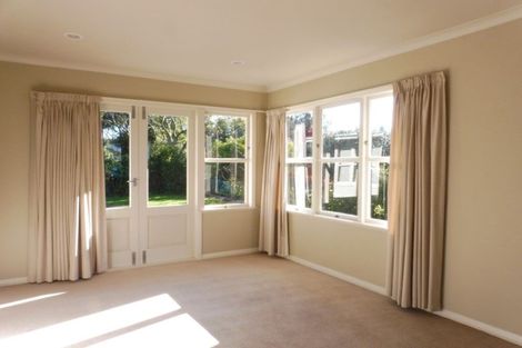 Photo of property in 38 Parsons Street, Saint Johns Hill, Whanganui, 4501