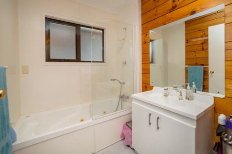 Photo of property in 74 Charles Street, Carterton, 5713
