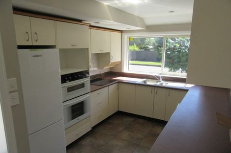 Photo of property in 1 Piko Crescent, Riccarton, Christchurch, 8041