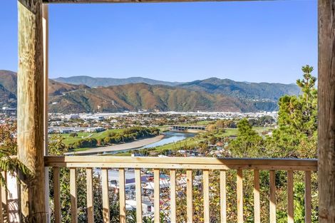 Photo of property in 11c Miromiro Road, Normandale, Lower Hutt, 5010