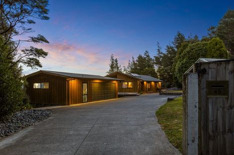Photo of property in 45 Pinetone Road, Kumeu, 0892