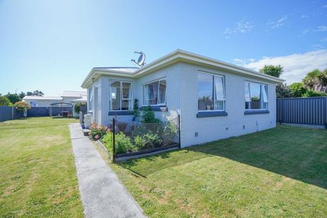 Photo of property in 1 Stirling Street, Windsor, Invercargill, 9810