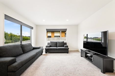 Photo of property in 14a Kotuku Street, Te Atatu Peninsula, Auckland, 0610