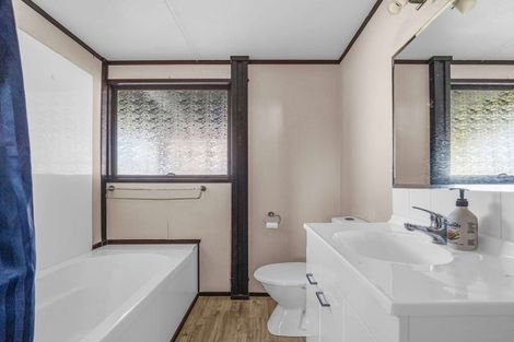 Photo of property in 23 Totara Street, Edgecumbe, 3120