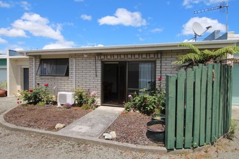 Photo of property in 2/10 Oxford Street, Marton, 4710