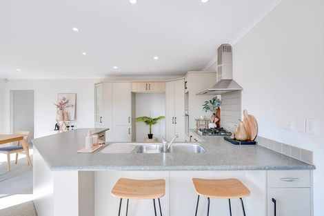 Photo of property in 99 Rototuna Road, Rototuna, Hamilton, 3210