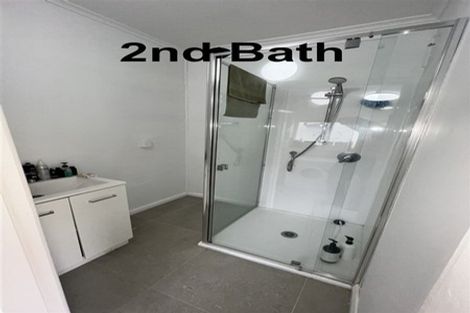Photo of property in 17a Kereru Street, Henderson, Auckland, 0612