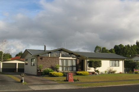 Photo of property in 127 Amanda Avenue, Dinsdale, Hamilton, 3204