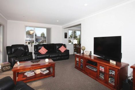 Photo of property in 13 Ruakaka Street, Hornby, Christchurch, 8042