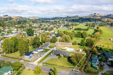Photo of property in 5 Johnson Street, Waipawa, 4210