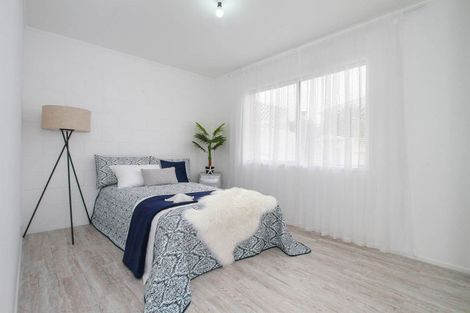 Photo of property in 1/83 Birkdale Road, Birkdale, Auckland, 0626