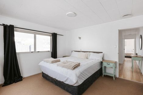 Photo of property in 1126 Papamoa Beach Road, Papamoa Beach, Papamoa, 3118