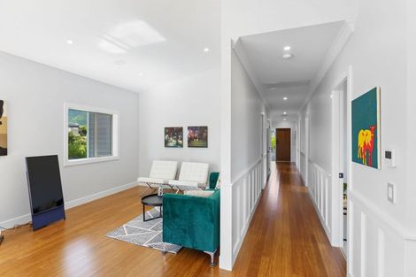 Photo of property in 9 Lamont Place, Waikanae, 5036