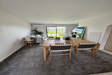Photo of property in 1b Hamurana Place, Te Atatu Peninsula, Auckland, 0610