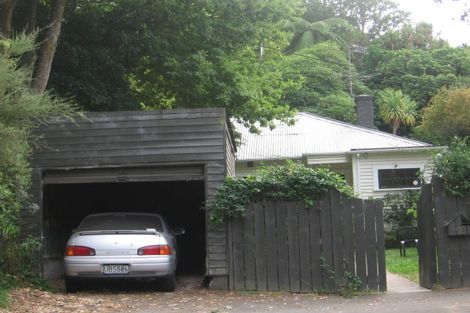 Photo of property in 10 Orangi Kaupapa Road, Northland, Wellington, 6012