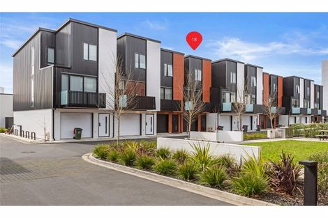 Photo of property in 18/182u London Street, Hamilton Central, Hamilton, 3204