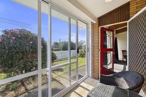 Photo of property in 20/1 Rimu Street, Strandon, New Plymouth, 4312