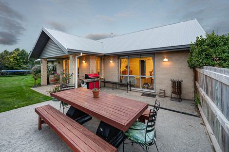 Photo of property in 8 Herries Lane, Lake Hayes, Queenstown, 9304