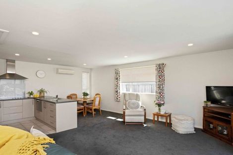 Photo of property in 118 Brynley Street, Hornby, Christchurch, 8042