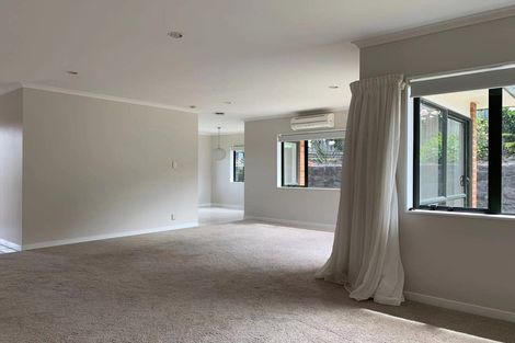 Photo of property in 1 San Carlo Court, Henderson, Auckland, 0612