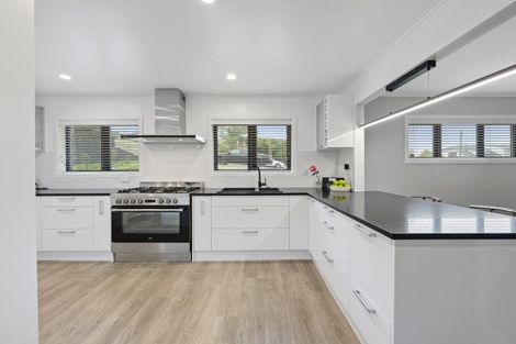 Photo of property in 68 Anzac Road, Pukekohe, 2120