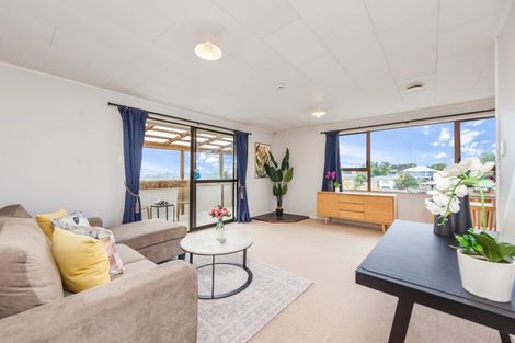 Photo of property in 46 Keegan Drive, Massey, Auckland, 0614