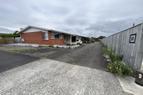 Photo of property in 138f Heretaunga Street, Palmerston North, 4414