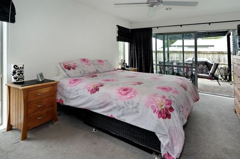 Photo of property in 97a Konini Road, Titirangi, Auckland, 0604