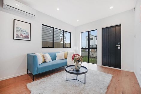 Photo of property in 10 Arapapa Road, Papakura, 2110