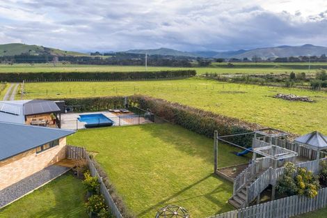 Photo of property in 1176 State Highway 2, Mikimiki, Masterton, 5881
