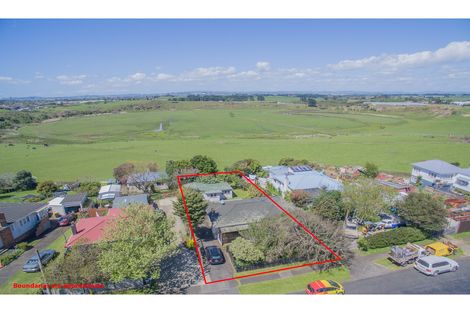 Photo of property in 68 Pukaki Road, Mangere, Auckland, 2022