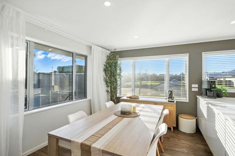 Photo of property in 18 Ridgeway Avenue, Rolleston, 7615