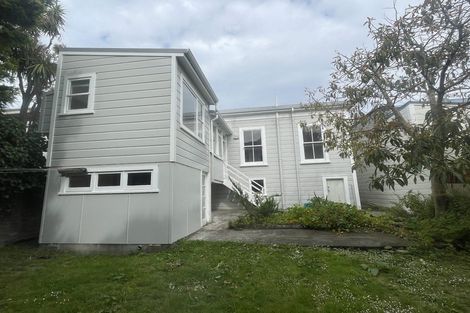 Photo of property in 19 Myrtle Crescent, Mount Cook, Wellington, 6021