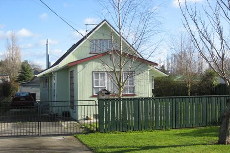 Photo of property in 18 Kempton Street, Greytown, 5712