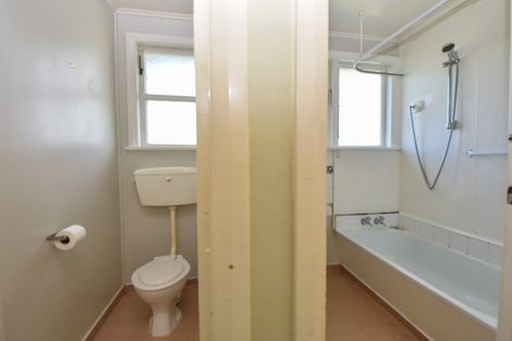 Photo of property in 162 Cole Street, Masterton, 5810