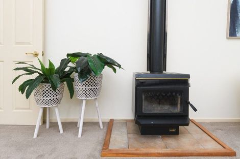 Photo of property in 8 Suffolk Crescent, Feilding, 4702