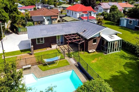 Photo of property in 24 Pembroke Road, Stratford, 4332