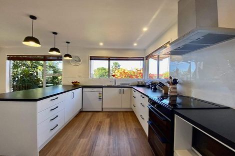Photo of property in 15 Chilton Drive, Mairehau, Christchurch, 8052