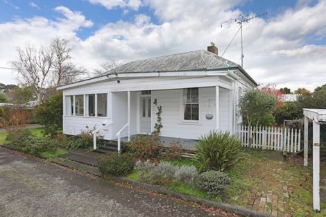 Photo of property in 16a Milne Street, Marton, 4710