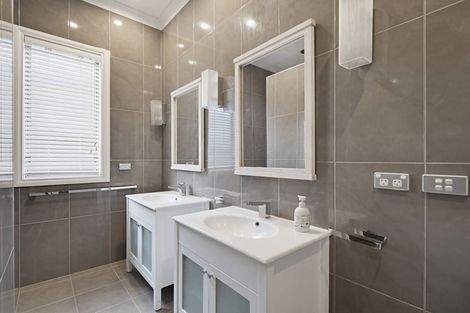 Photo of property in 100 Hunter Drive, Awatoto, Napier, 4110
