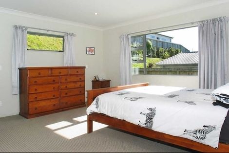 Photo of property in 82 Staithes Drive North, Whitby, Porirua, 5024