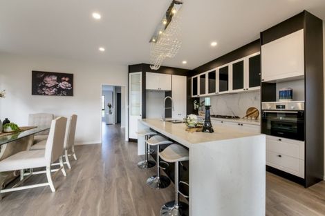 Photo of property in 5 Matiki Road, Flat Bush, Auckland, 2019