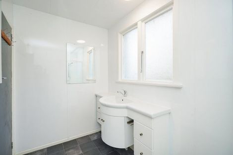 Photo of property in 49 Ferry Road, West Plains, Invercargill, 9879