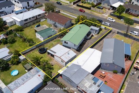 Photo of property in 23 Kemble Close, Mangere, Auckland, 2022