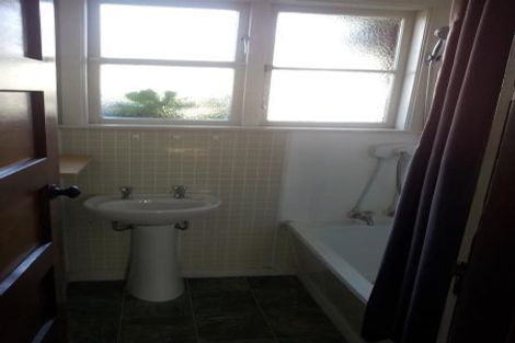 Photo of property in 79 Aorangi Road, Bryndwr, Christchurch, 8053