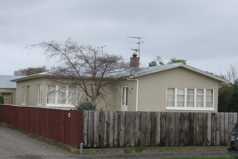 Photo of property in 8 Masters Crescent, Masterton, 5810