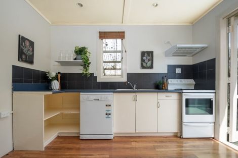 Photo of property in 91 Parkers Road, Tahunanui, Nelson, 7011