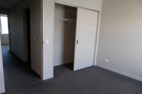 Photo of property in 2u9 Stone Street, Miramar, Wellington, 6022