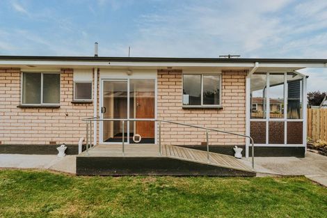 Photo of property in 12 Cowper Street, Milton, 9220