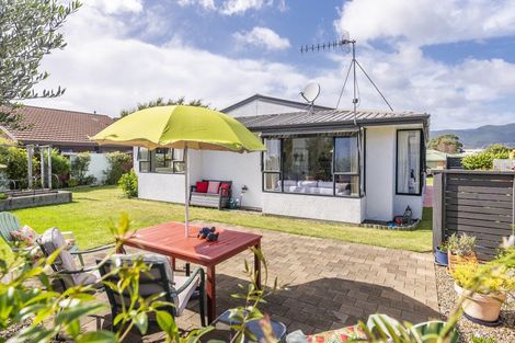 Photo of property in 45b Langdale Avenue, Paraparaumu, 5032